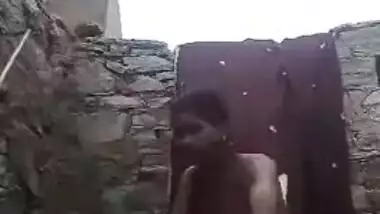 Desi MILF loves her sex body and touches XXX parts showering on camera