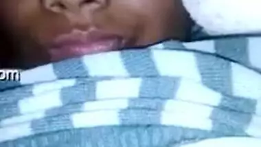 Desi girl pulls T-shirt up and exposes small boobs with big nipples