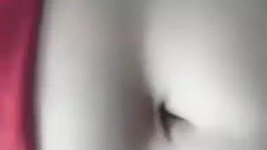 Bangladeshi Call Girl Mitu Showing Her Tits