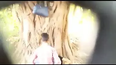 Agartala Couple In Park MMS - Movies. video4porn4
