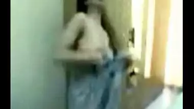 Desi babe recorded by lover after Shower