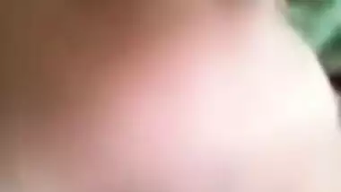 Indian Desi brunette poses with naked XXX twat for sex chudai viewers