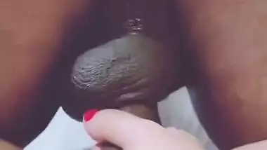 البث كامل بالوضعية اللي يعشقه ديوثي ( زبه في كسي وصبعي في طيزه) البث 