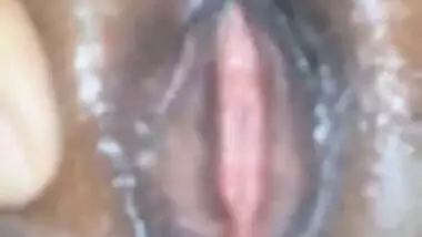 Paki Bhabhi Blowjob and fucking Videos Part 1