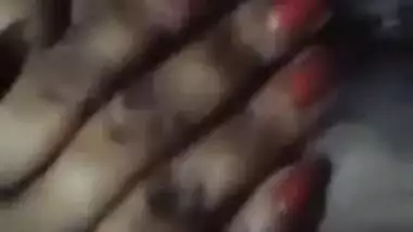 Desi village aunty fing her pussy