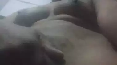 Indian fingering naked bhabhi showing nude body