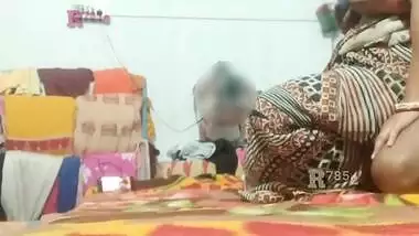 Hot And Sexy Bhabhi Ko Cousin Dever Ne Maze Lekar Chudayi Or Romance Ki Bhabhi Chut Gili Ho Gyi