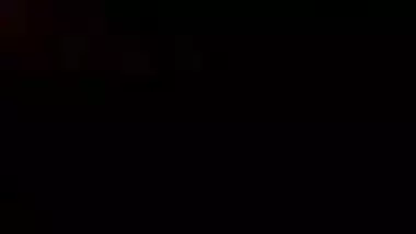 Desi slut shows off boobies and gives a XXX blowjob to the cameraman