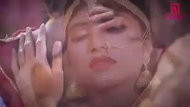 Young Desi XXX babe is bonked by hubby in wedding night MMS video