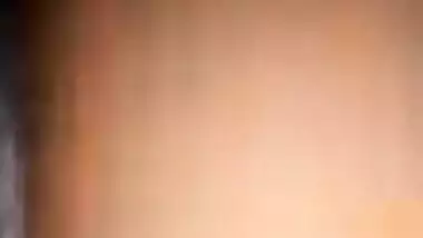 Bangladeshi girl showing sharp boobs viral MMS