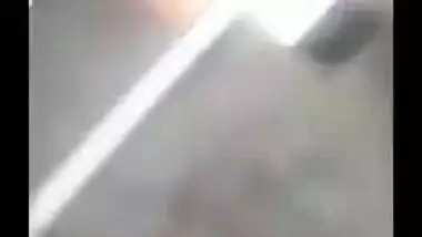 Dirty Desi woman makes guys horny showing pussy in the close-up video