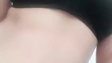 Self-isolated lover is lucky to see Desi girl's tits thanks to video call