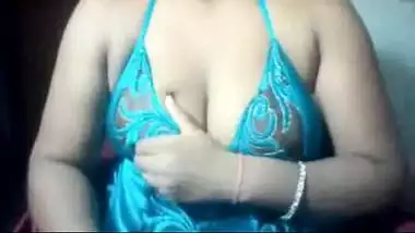 Mature BBW aunty fucking videos with lover