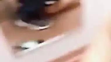Horny Girl From Bangalore Romances In Trial Room