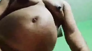 Desi Sexy Married Bhabi Bj Fucking And Nude Dancing 5 Clips Merged into single File