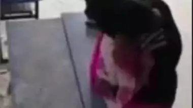 College hottie fucked by her school teacher to give her a better grade, Desi mms scandal