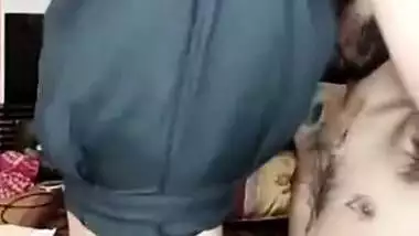 Newly married Indian couple sex clip 1