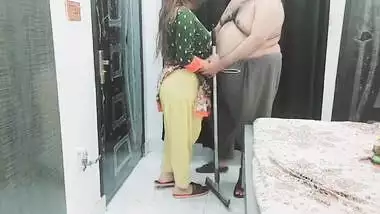 Paki auntie with XXX tits pulls pants off to take Desi dude's cock