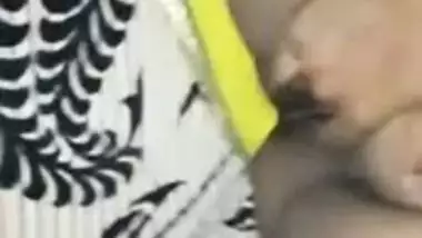 Horny Poonam Bhabi Fingering Selfie