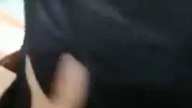 Pakistani sex lady boobs show to shopkeeper MMS