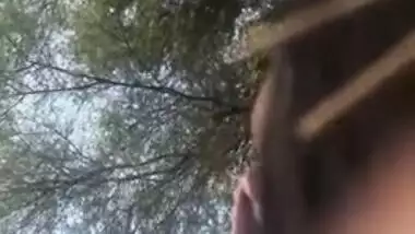 MMS video of teen Desi who receives great XXX pleasure in pussy-fucking