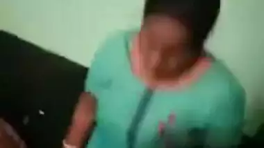 Big boobs randi giving blowjob and customar pressing her boobs too