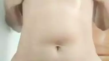 Wife's sex charms make online buddies happy when she fondles them