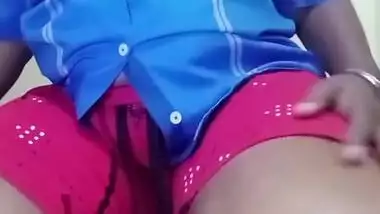 Tamil Aunty Masterbating Part-1