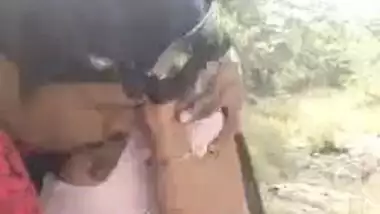 Tempting sexy Desi angel boob engulfing MMS movie scene