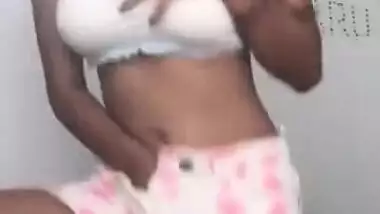 Sexy Sri Lankan Girl 1 more New Leaked Video Must Watch Guys