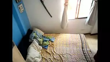 Guy record his brother’s sex MMS with his girl- GF-BF film