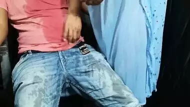 Sri lankan aunty having sex fun with a guy cow girl and blow job | බොඩිමෙ ඇන්ටි ගත්තු සැප