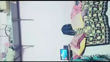 Desi mallu aunty porn XXX videos as sexy girl hot body show