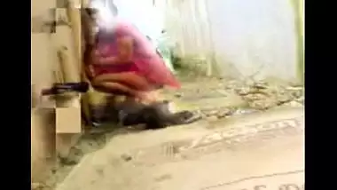 Washing Pussy For Finger