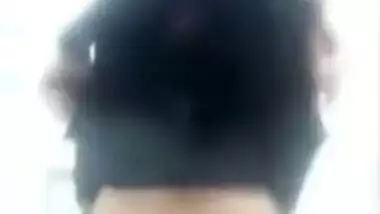 Sexy Teen girl making her selfie nude bath video