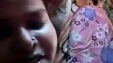 Today Exclusive- Horny Desi Boudi Showing Her Boobs On Video Call Part 2