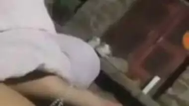 Desi chick has pussy satisfies by XXX lover in close-up MMS footage