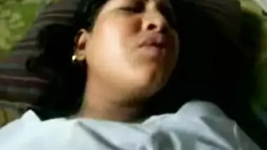 girlfriend phudi fucked by her lover