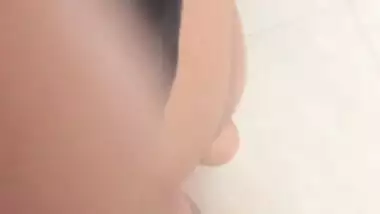 Sri Lankan Freinds Girl Sucking Dick And Fucked Alone Home, Clear Sinhala Voice - Hot Guys Fuck