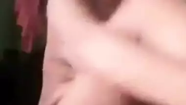 It isn't a problem for Desi wife to demonstrate XXX parts on camera