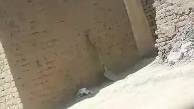 Desi sex video of a slut wife in hijab outdoor sex with her lover