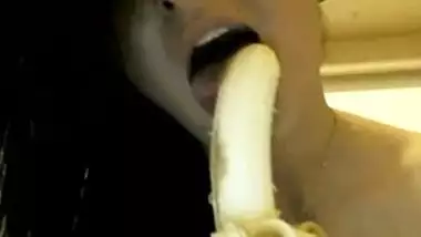 Indian Babe Sucks A Banana