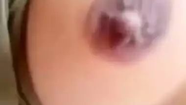 Desi whore exposes XXX body parts on cam filming close-up solo video