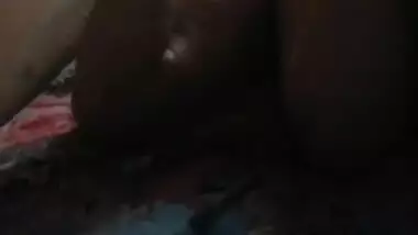 Aran MILF getting caribbean cuddles 