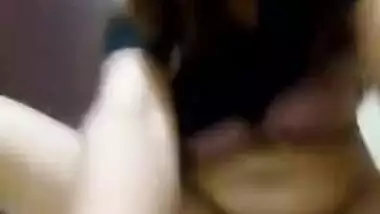 Teen Desi with glasses pulls T-shirt up and rubs XXX pussy on sex camera