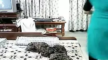 Pakistani women with big Boobs & hot pussy fucked by an uncle Mms