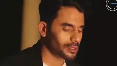 Bhen Ki Friend Ne Kiya Ishara Or Karwai Chudai With Laurie Vargas