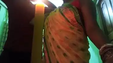 INDIAN Bhabhi XXX Wet pussy fuck with electrician in clear hindi audio | Fireecouple