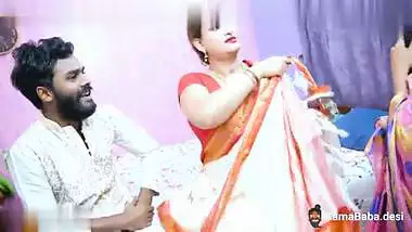 Bengali Babu bangs his mother-in-law in a desi porn video