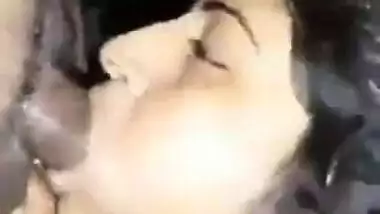 Desi bhabhi sucking lund of landlord